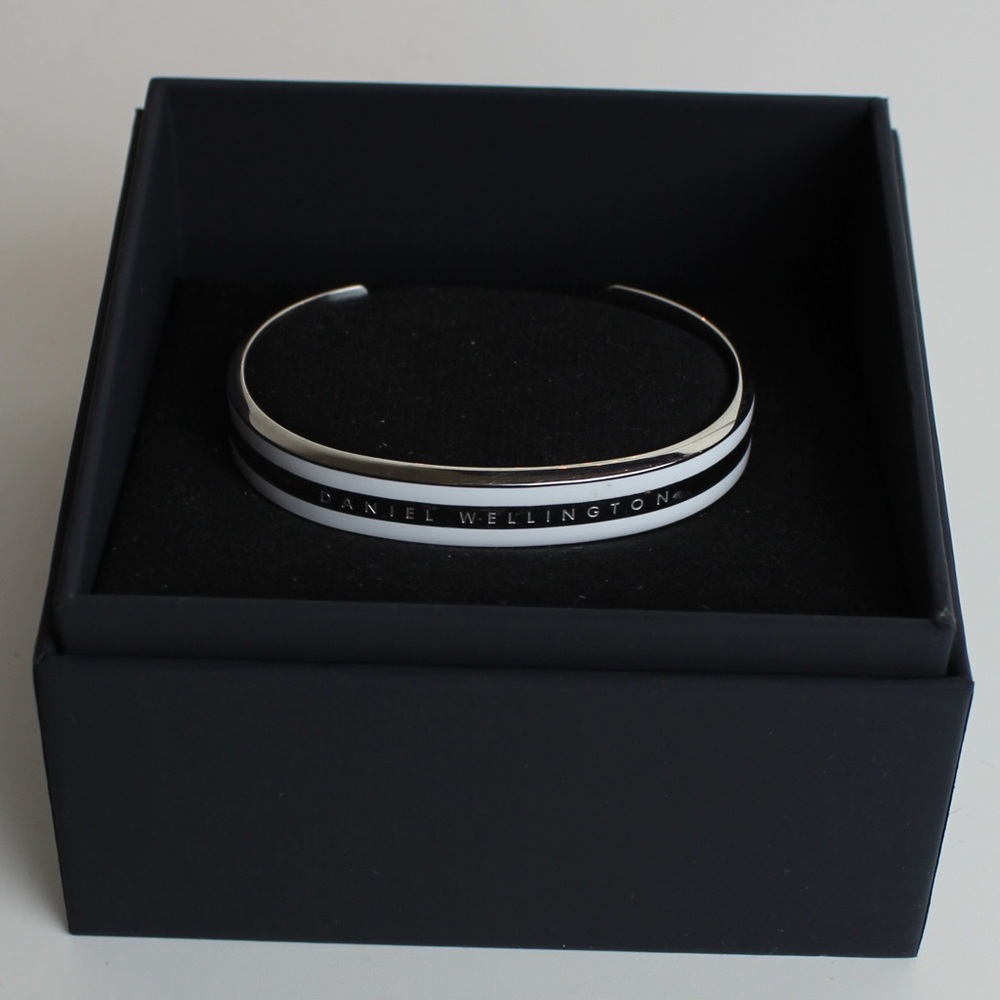 BRAND NEW Daniel Wellington Classic Bracelet